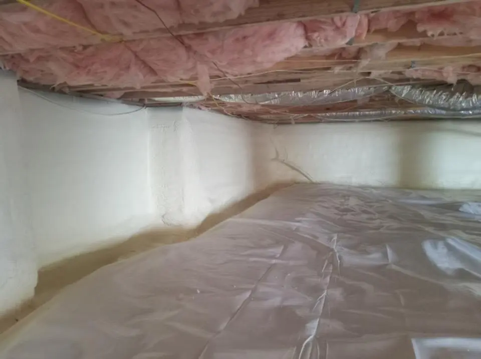 Crawl space encapsulation with closed-cell spray foam for Flat Roof Repair in Bellair-Meadowbrook Terrace